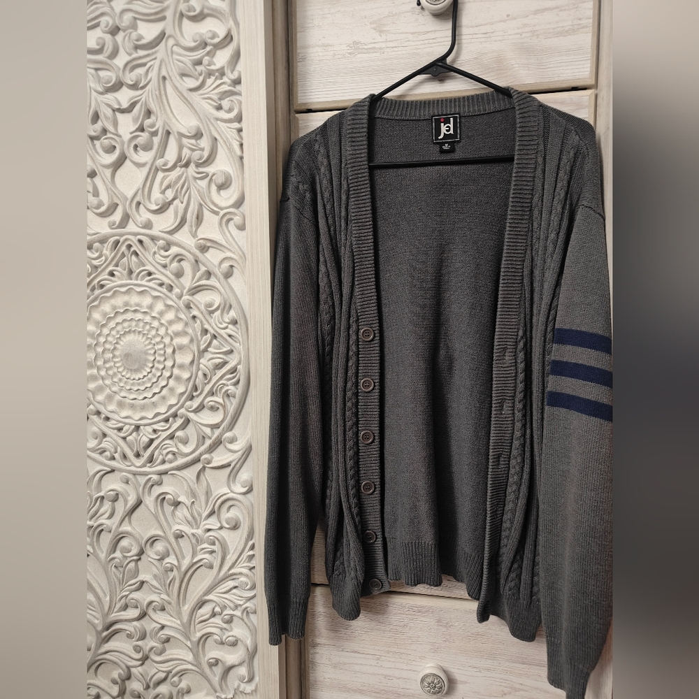 Men's Grey Cardigan Size Medium